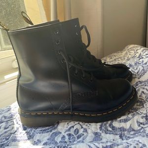 Dc martens